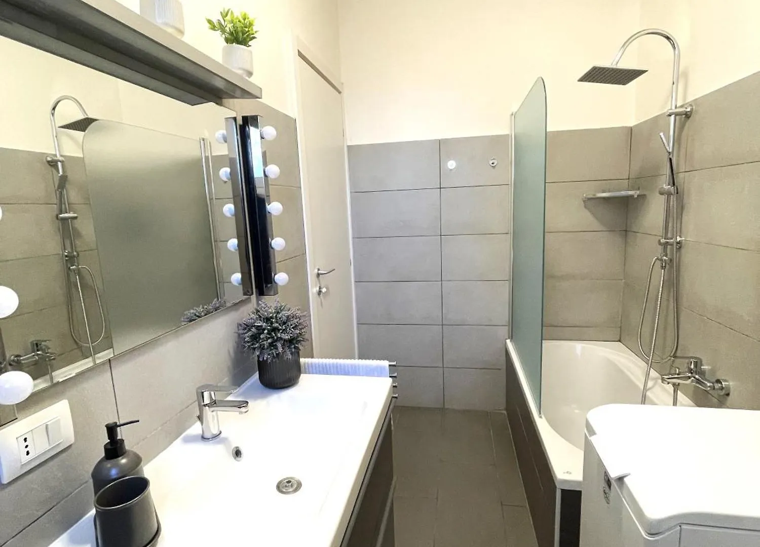 Mico Elegante E Raffinato Trilocale Appartamento Milan